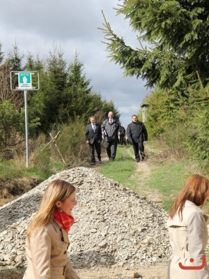 auf dem Weg zum Standort der Windenergieanlage 10